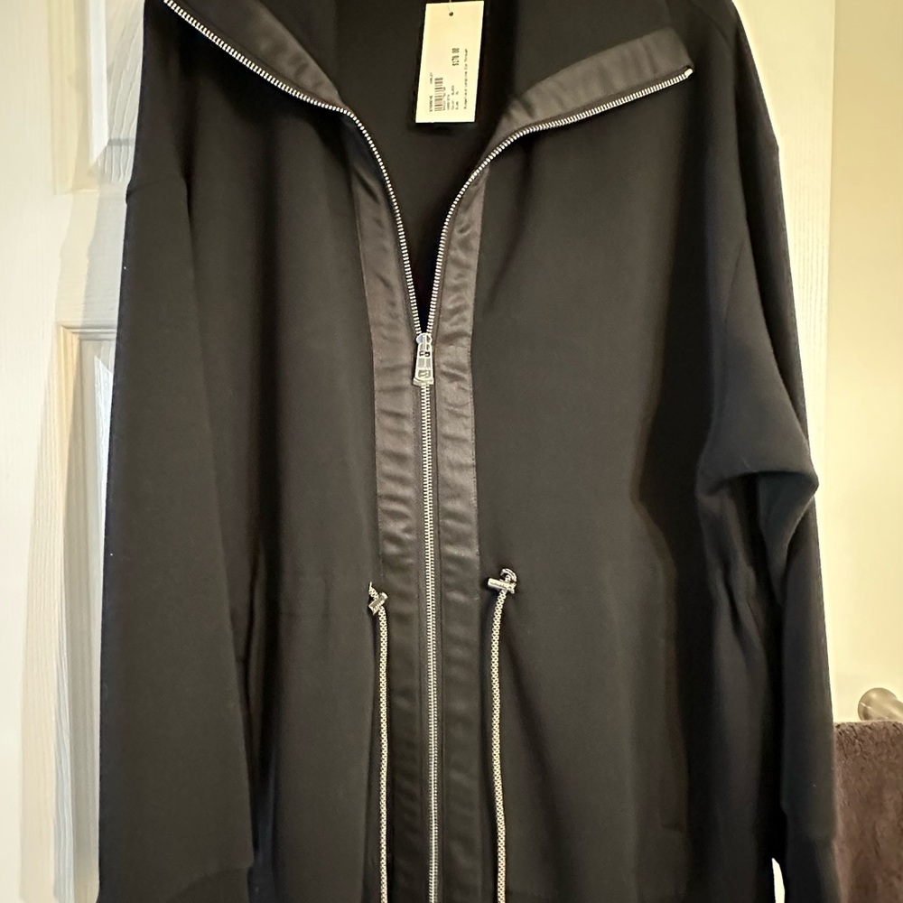 Varley Black Zip-Up Hoodie